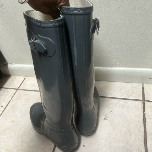 Hunter Tall glossy rain boots gray 7m 8/f - Picture 4 of 6